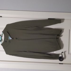 Green Old Navy sweater